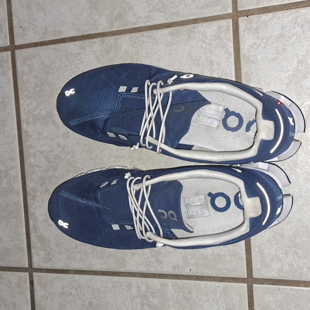 Womens OnCloud